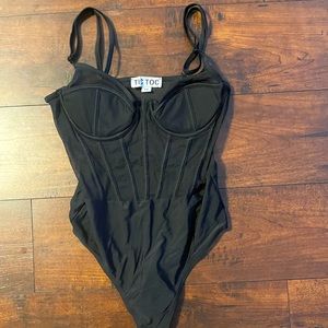 Tic toc black lingerie